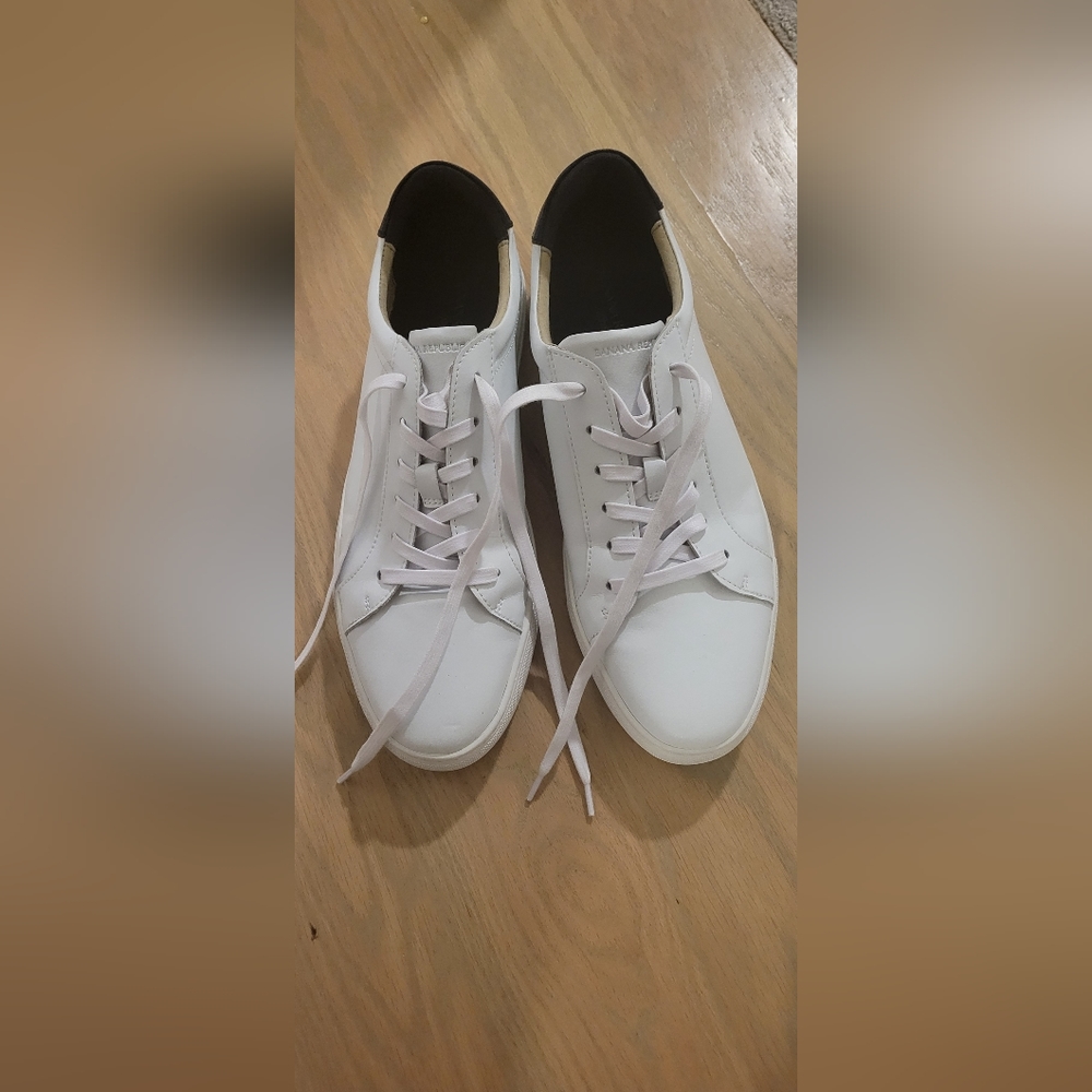 Men's Banana Republic White Shoes size 10M